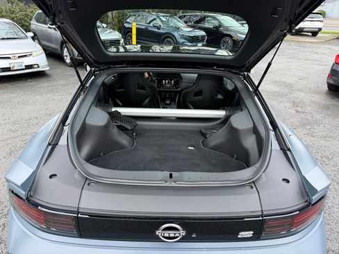 Used 2024 Nissan Z NISMO w/ Floor Mat Package image 12