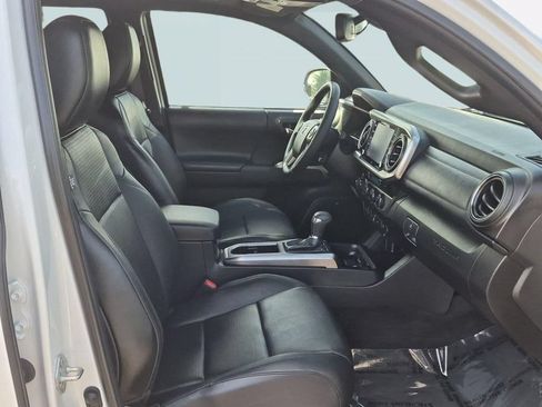 Used 2023 Toyota Tacoma Limited w/ Nightshade Package AWD/4WD image 29