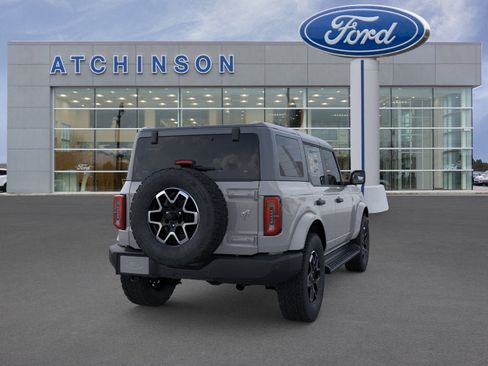 New 2026 Ford Bronco Outer Banks AWD/4WD image 8