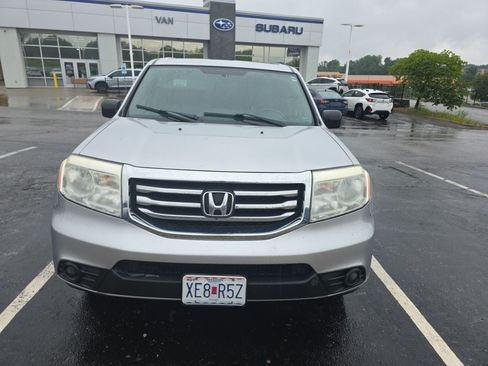Used 2015 Honda Pilot LX image 4