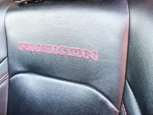 Used 2021 Jeep Gladiator Rubicon image 24