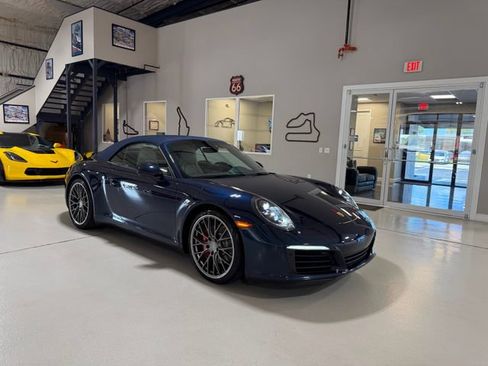 Used 2017 Porsche 911 Carrera S RWD image 64