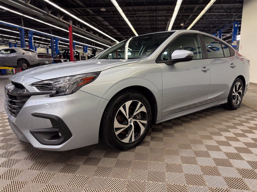 Used 2024 Subaru Legacy Premium AWD/4WD image 3