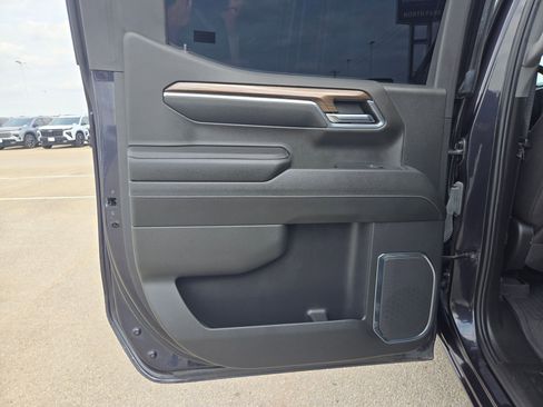 Used 2024 Chevrolet Silverado 1500 LT Trail Boss w/ Convenience Package II image 14