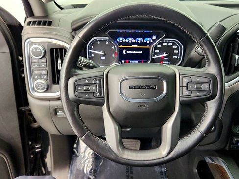 Used 2022 GMC Sierra 2500 Denali w/ Denali Black Diamond Edition AWD/4WD image 14
