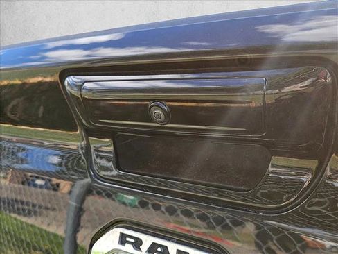 Used 2021 RAM 1500 Lone Star image 9