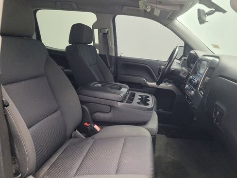 Used 2018 Chevrolet Silverado 1500 LT w/ Trailering Package image 21