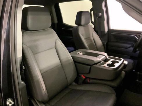 Used 2023 Chevrolet Silverado 1500 LT AWD/4WD image 9