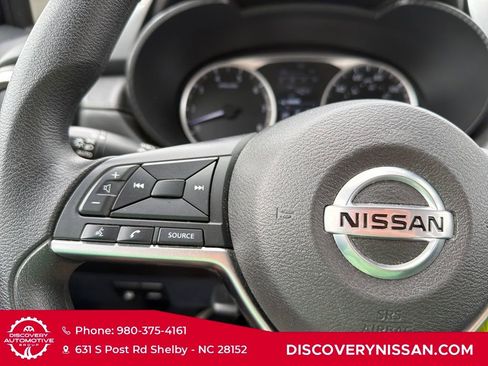 Certified 2022 Nissan Versa S image 22