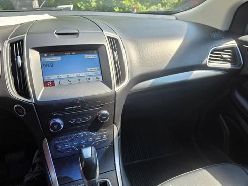 Used 2016 Ford Edge SEL w/ Equipment Group 201A AWD/4WD image 16
