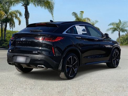 Certified 2022 INFINITI QX55 Luxe w/ Cargo Package image 4