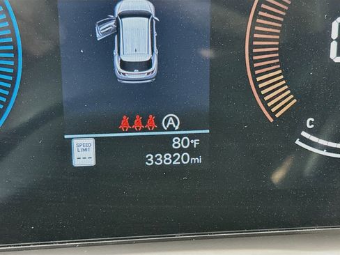 Used 2025 Hyundai Tucson SEL FWD image 19