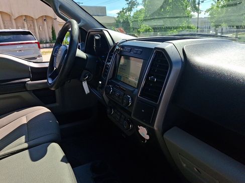 Used 2019 Ford F150 XLT AWD/4WD image 12