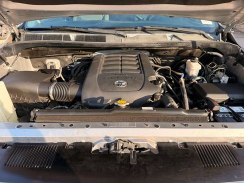 Used 2017 Toyota Tundra SR5 RWD image 26