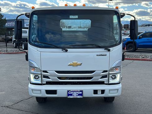 New 2025 Chevrolet Low Cab Forward image 2