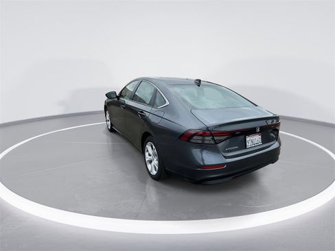 Used 2025 Honda Accord LX image 11