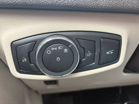 Used 2019 Lincoln MKC Premiere AWD/4WD image 17