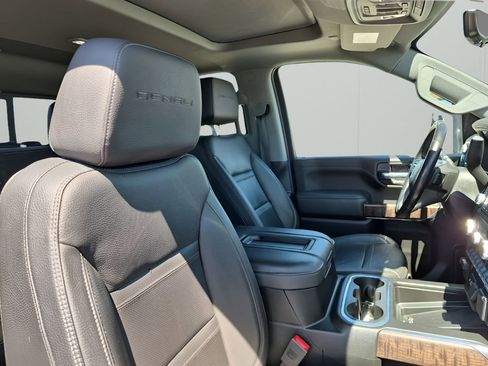 Used 2022 GMC Sierra 2500 Denali w/ Technology Package image 15