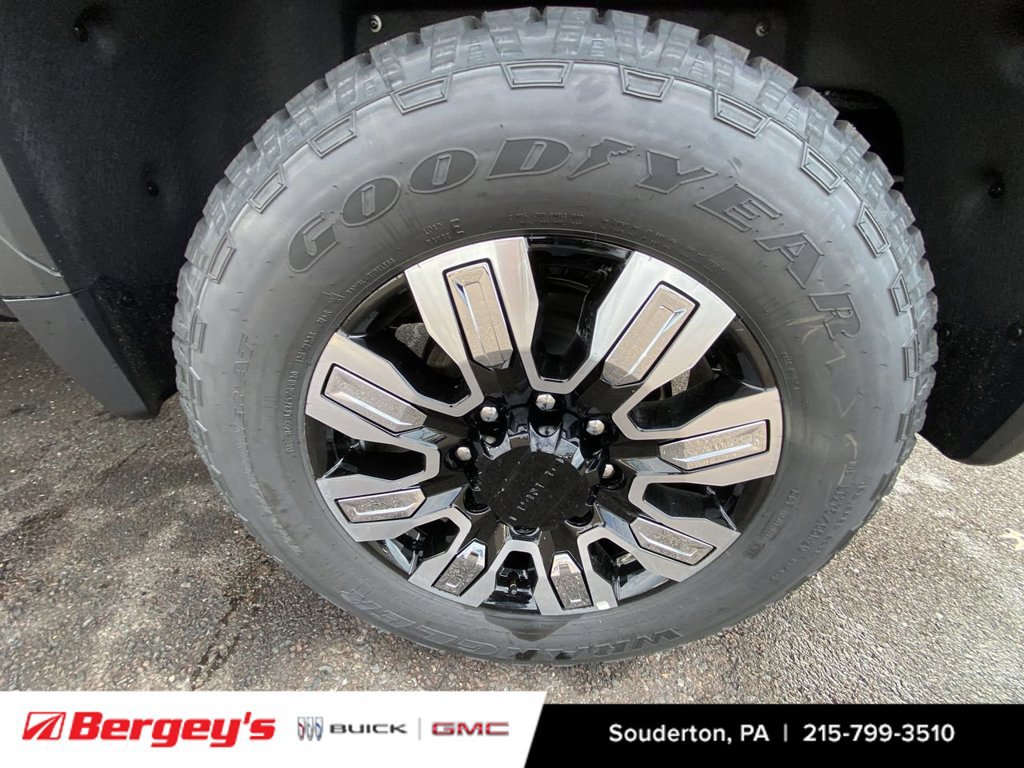 New 2026 GMC Sierra 3500 Denali w/ Denali Reserve Package AWD/4WD image 35