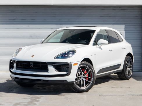 New 2026 Porsche Macan S image 1