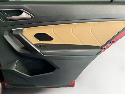 Certified 2024 Volkswagen Tiguan SE R-Line FWD image 25