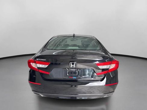 Used 2018 Honda Accord Sport image 8