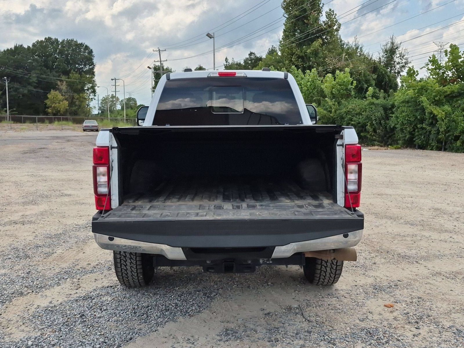 Used 2022 Ford F250 Lariat w/ Lariat Value Package AWD/4WD image 4