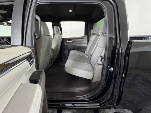 New 2026 Chevrolet Silverado 1500 RST w/ RST Select Package image 7