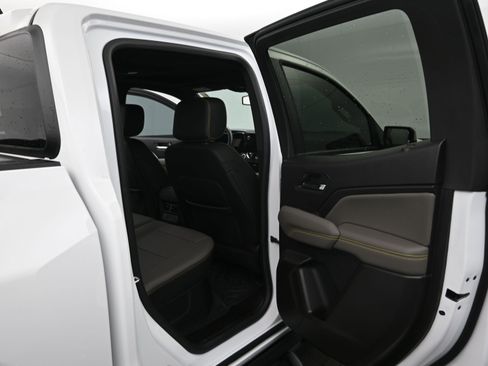 Certified 2023 Chevrolet Colorado ZR2 w/ ZR2 Convenience Package III image 23