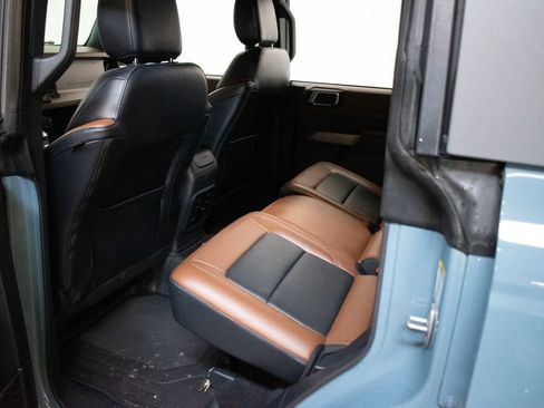 Used 2021 Ford Bronco Outer Banks w/ Sasquatch Package image 23