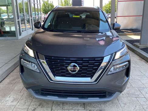 Certified 2021 Nissan Rogue SV w/ Premium Package AWD/4WD image 2
