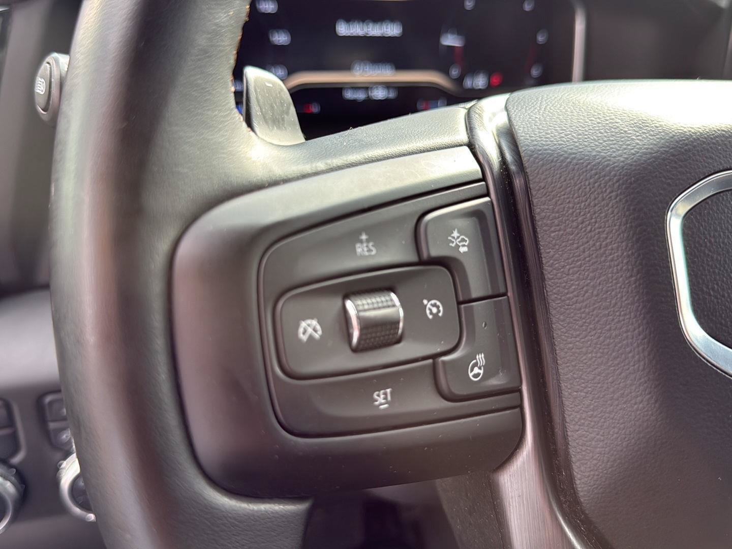 Used 2024 GMC Sierra 1500 AT4 w/ AT4 Preferred Package AWD/4WD image 15