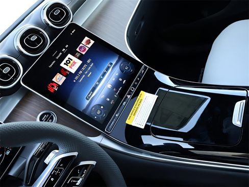 Certified 2025 Mercedes-Benz GLC 300 GLC 300 image 21