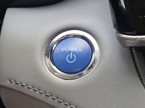 Used 2022 Toyota Highlander Platinum FWD image 23