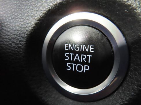 Used 2023 Toyota Corolla SE FWD image 19