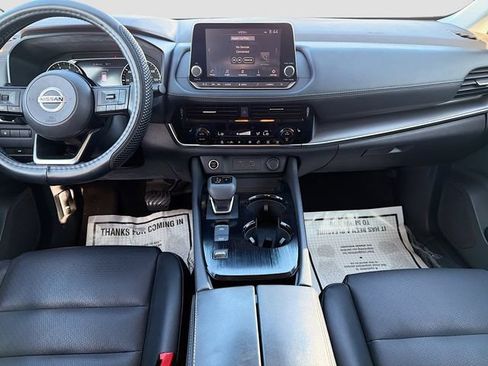 Used 2021 Nissan Rogue SV w/ Premium Package FWD image 18
