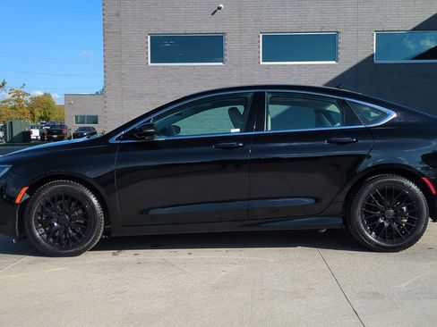 Used 2015 Chrysler 200 C w/ Navigation & Sound Group I image 2