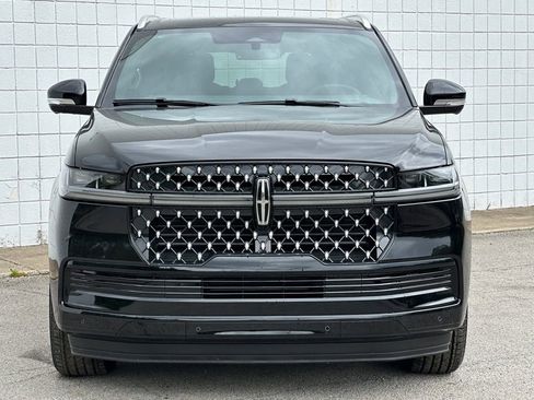 New 2026 Lincoln Navigator Black Label AWD/4WD image 31