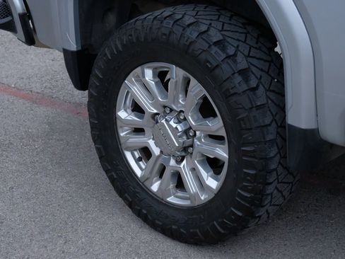 Used 2022 GMC Sierra 2500 Denali w/ Denali Ultimate Package image 48