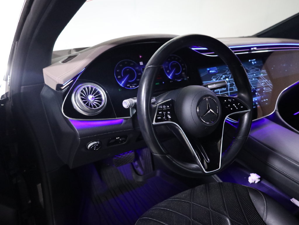 Certified 2023 Mercedes-Benz EQS 580 4MATIC Sedan image 34