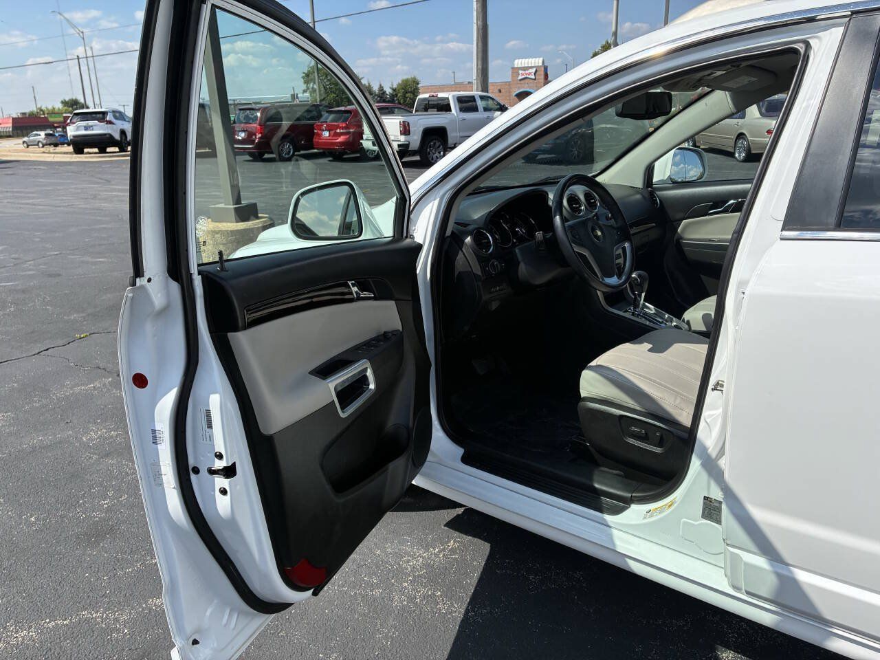 Used 2013 Chevrolet Captiva Sport LTZ FWD image 10