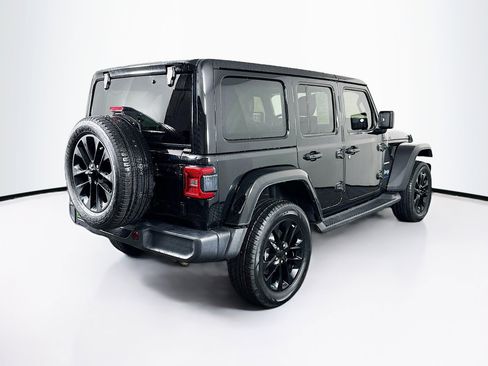 Used 2023 Jeep Wrangler Sahara w/ Cold Weather Group image 9