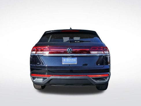 New 2026 Volkswagen Atlas Cross Sport SE image 6