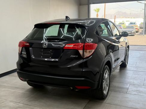 Used 2016 Honda HR-V LX image 8