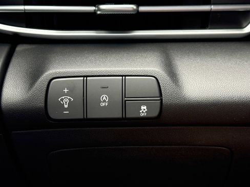 New 2026 Hyundai Elantra SE FWD image 17