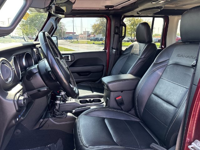Used 2022 Jeep Wrangler Unlimited Sahara w/ Cold Weather Group AWD/4WD image 20