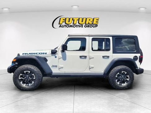 Used 2024 Jeep Wrangler Unlimited Rubicon 4xe AWD/4WD image 6