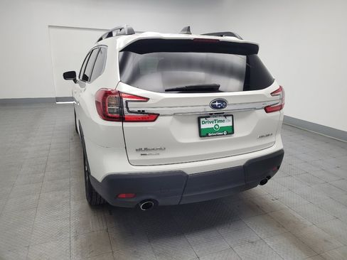 Used 2023 Subaru Ascent Premium image 6