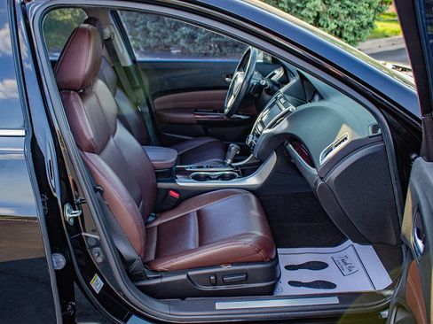 Used 2015 Acura TLX FWD image 19