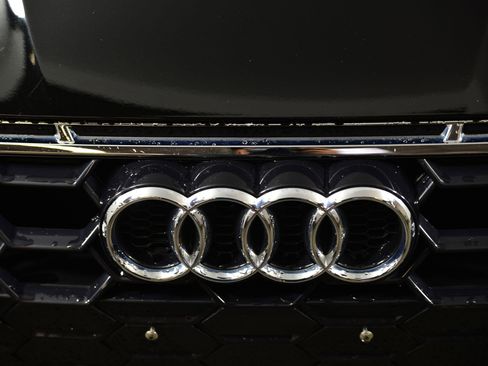 Certified 2023 Audi A5 2.0T Premium w/ Convenience Package image 17